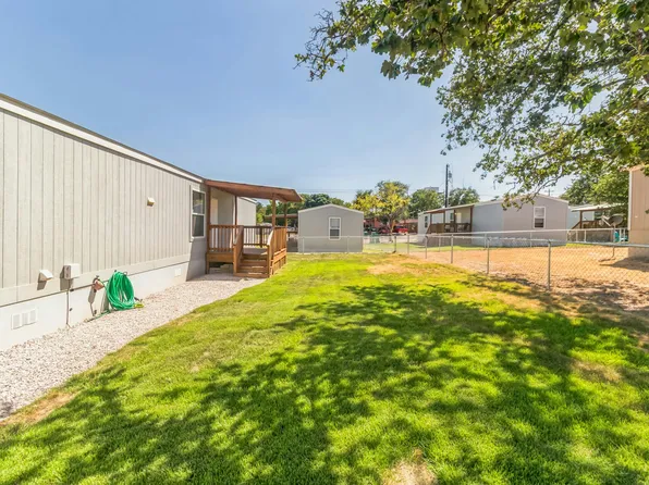 108 E Castleshoals Dr, Marble Falls, TX 78654