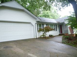2615 Lake Erin Dr, Tucker, GA 30084
