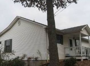 83 Holly Rdg, Ellijay, GA 30540