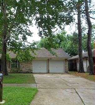 1st image of 1815 Greenbriar Dr