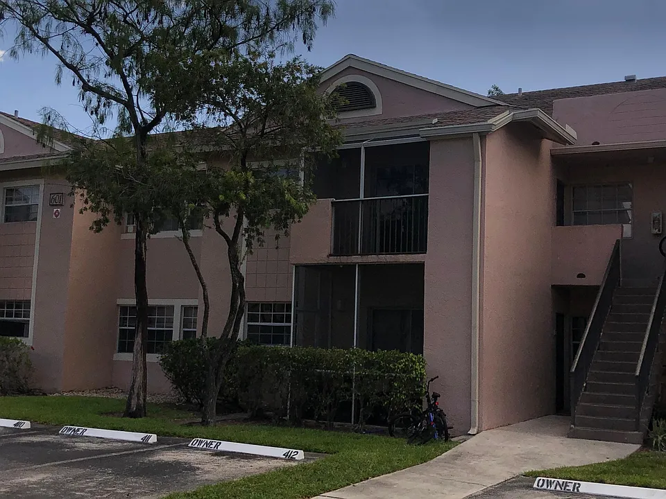 601 Cypress Lake Blvd #G