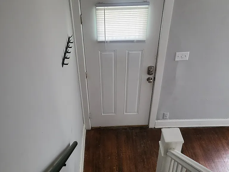 366 Gilbert St — Photo 3