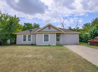 308 E Spurgeon St, Fort Worth, TX 76115