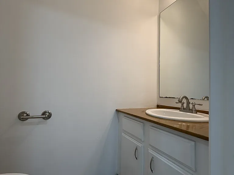 2805 Queen Anne Ct — Photo 15