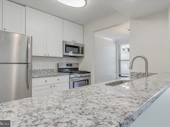 112 Duvall Ln #90, Gaithersburg, MD 20877