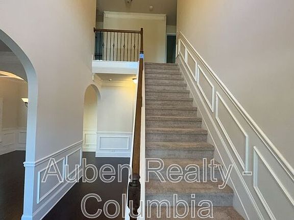 3rd image of 510 Meadow Grass Ln