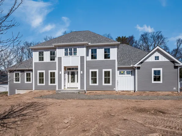 82 Fairway Ridge, Avon, CT 06001