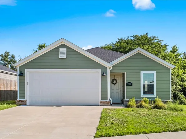 5788 W Greens Chapel Rd, Fayetteville, AR 72704