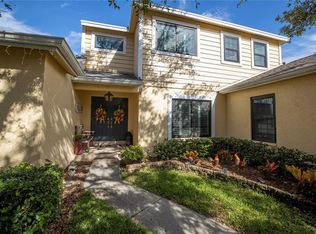 868 Glades Ct NE, Saint Petersburg, FL 33702