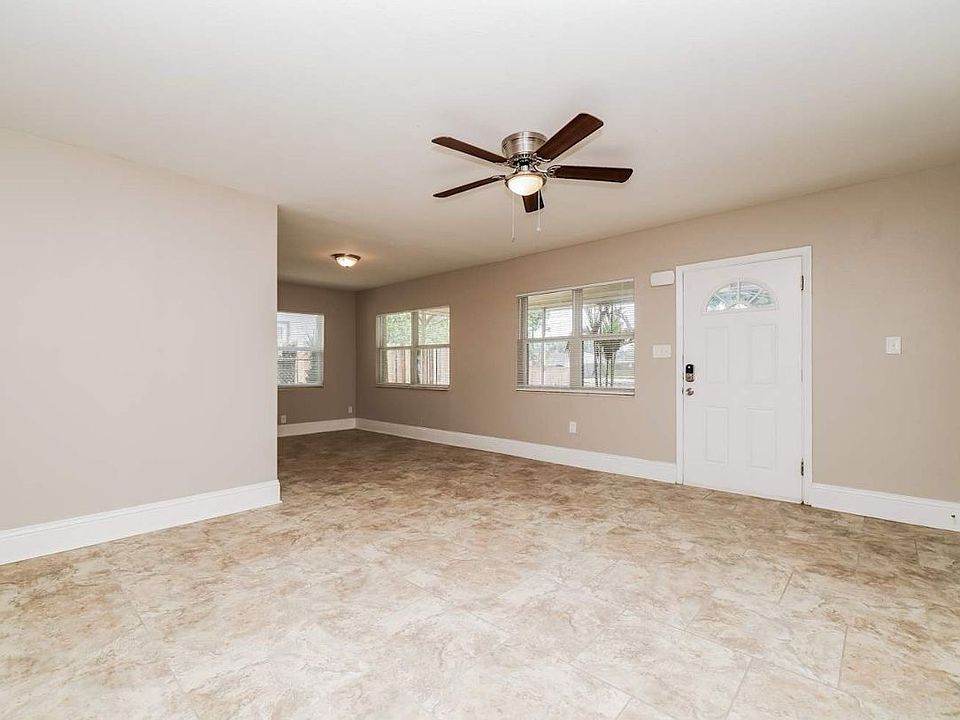 1st image of 3702 Clearfield Ave #1