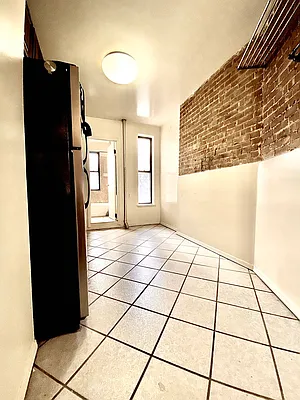 Rented by Master Key Realty And Associates LLC | media 26