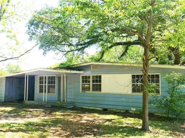 1930 Le Jeune Dr, Mobile, AL 36618