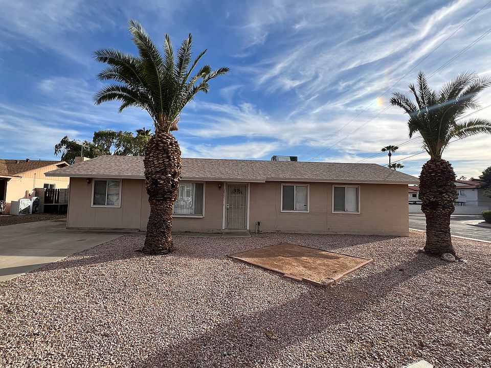 1st image of 1655 W Muriel Dr
