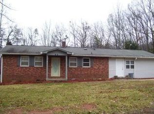 261 Wildwood Ter, Marion, NC 28752