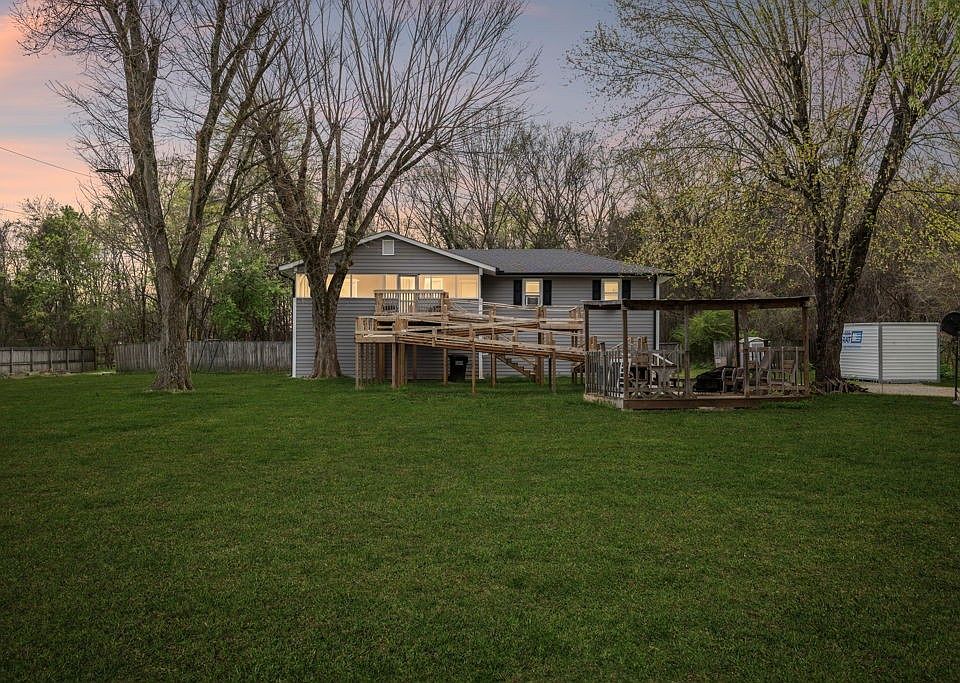 1st image of 134 Martin Ln