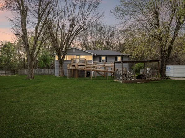 134 Martin Ln, La Vergne, TN 37086