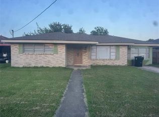 4921 Chrysler St, New Orleans, LA 70127