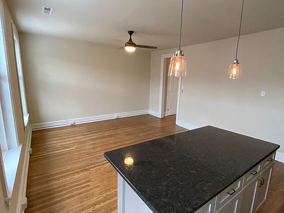 4th image of 214 E King St #3F