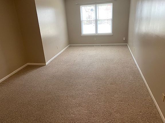 4th image of 5B Stevens Dr #5A