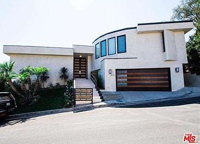 2nd image of 2171 Mount Olympus Dr