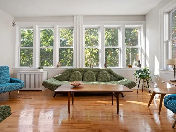 63 Highland Ave APT 6, Cambridge, MA 02139