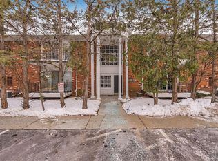 408 Fox Hills Dr S #A-5, Bloomfield Hills, MI 48304