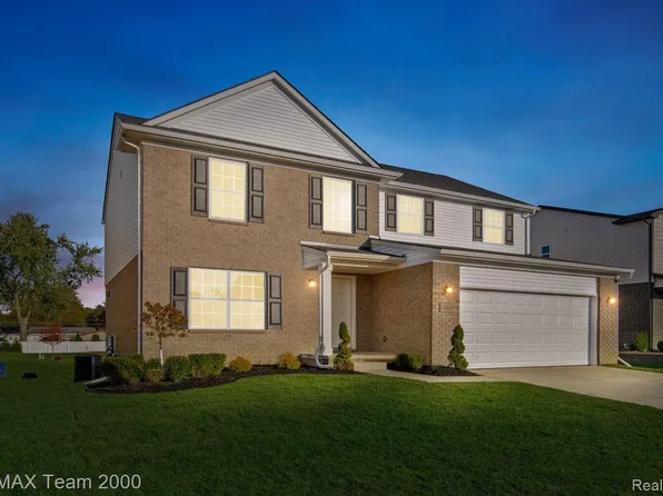 14456 Josephine Ct, Livonia, MI 48154