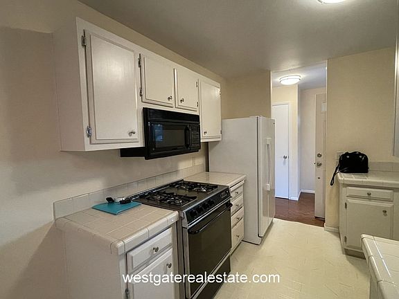 5th image of 1642 Saint Anne Way