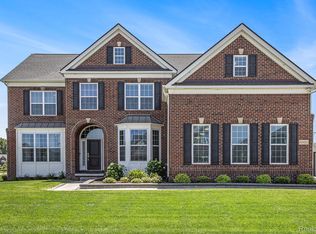 51021 Laurel Park, Canton, MI 48188