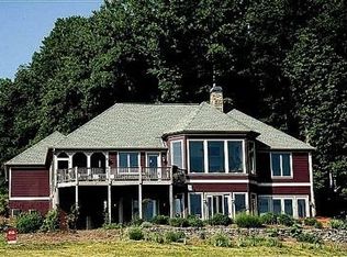 21 Ashmeade Cove Rd, Fairview, NC 28730