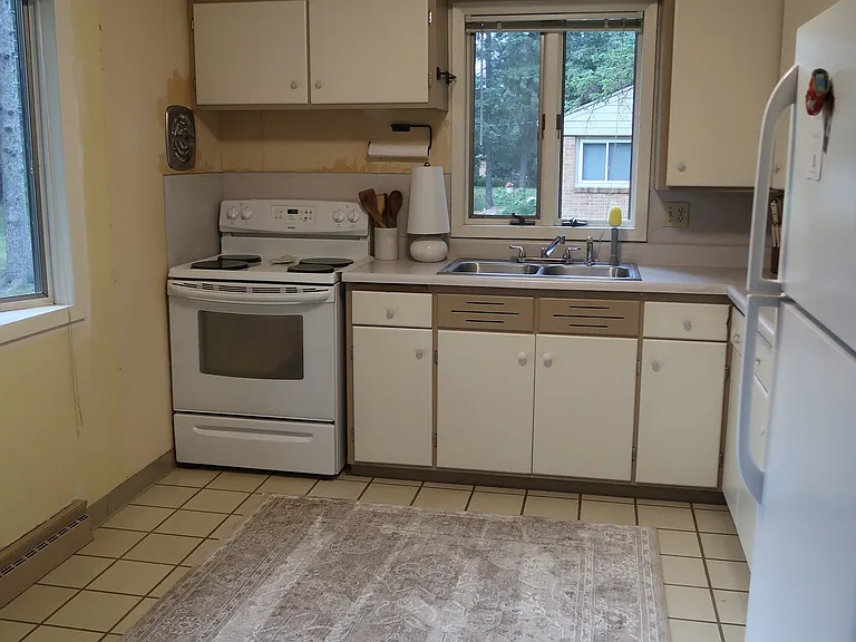 823 SW 5th Ave — Photo 7