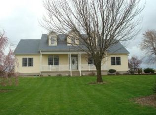 11874 N Glasgow Rd, Warrensburg, IL 62573