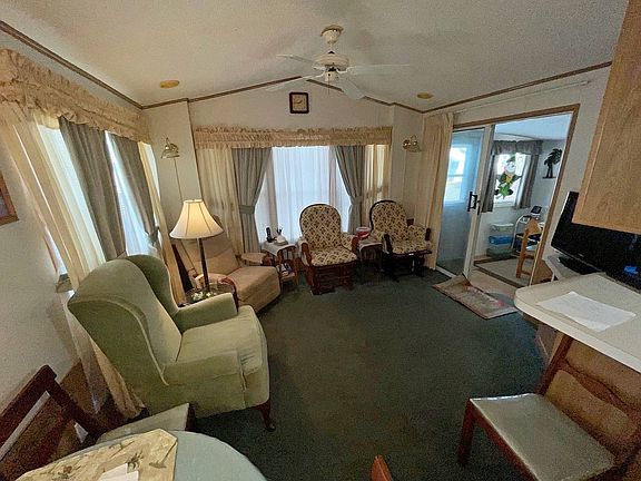 4th image of 848 Savanna Dr