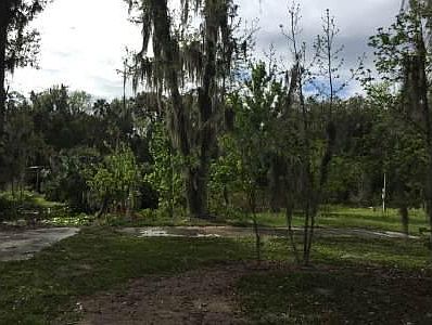 3rd image of 9015 Temple Dr