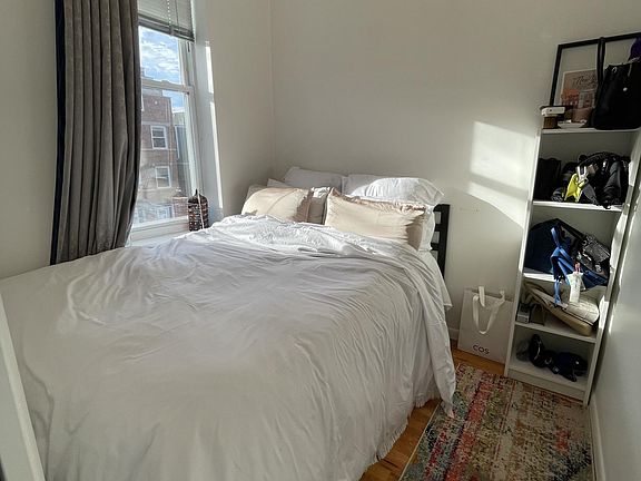 2nd image of 1307 N Bosworth Ave APT 2F
