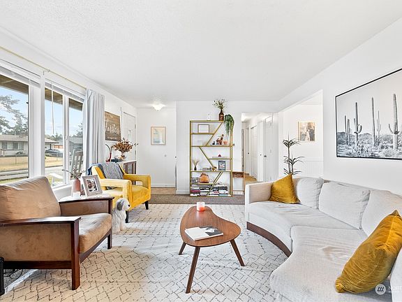 5th image of 232 Kingham St