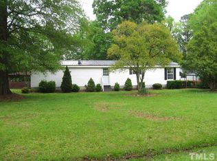 1985 Old Batten Rd, Selma, NC 27576