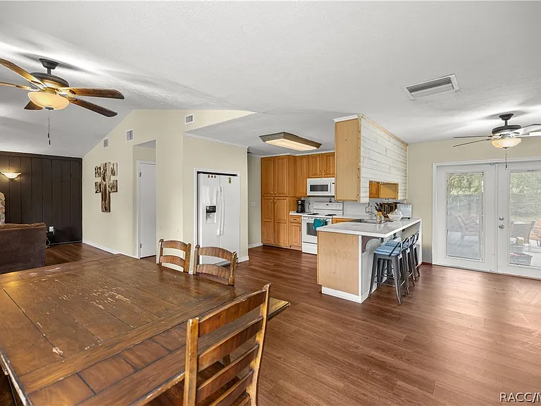 7930 E Derby Oaks Dr — Photo 3