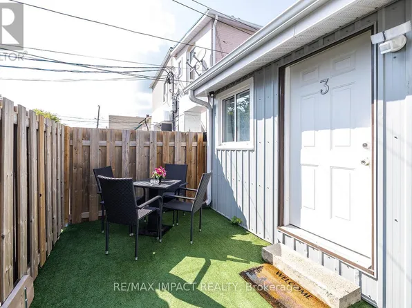 43.5 King St E, Clarington, ON L1C 1N4