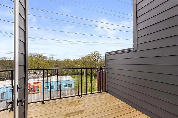 5916 Morrow Rd #200 — Photo 5