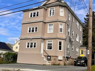 170 King St, Fall River, MA 02724