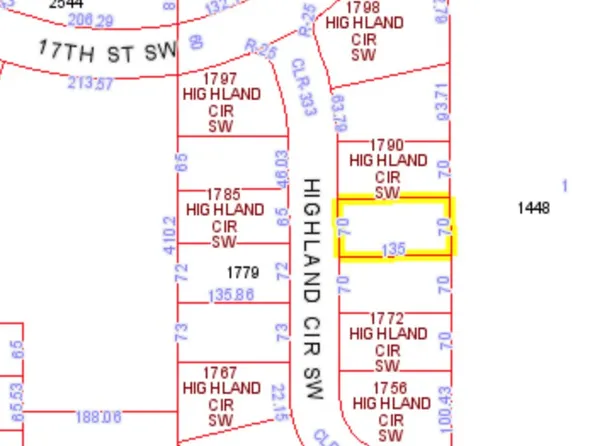 1784 Highland Cir SW, Altoona, IA 50009