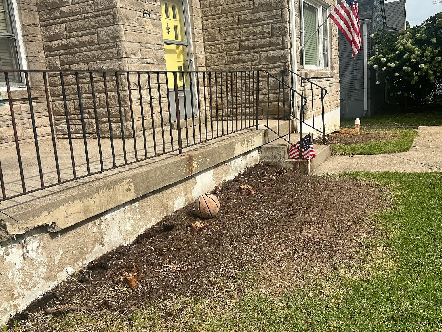 4 bed, 1360 sqft, $3,000 — Photo 2
