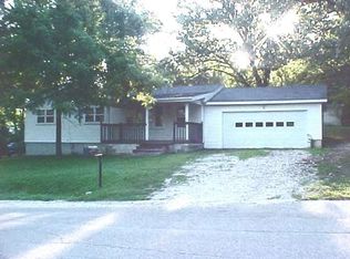 610 Broadway St, Waynesville, MO 65583
