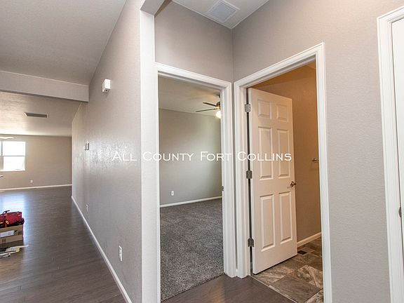 4th image of 857 Charlton Dr