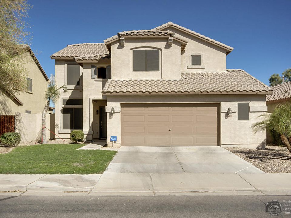 1st image of 44018 W Lindgren Dr