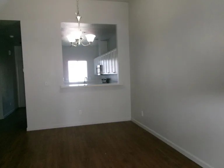 1201 E G St — Photo 5