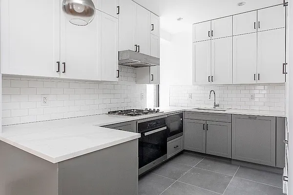 Rented by Living New York | media 12