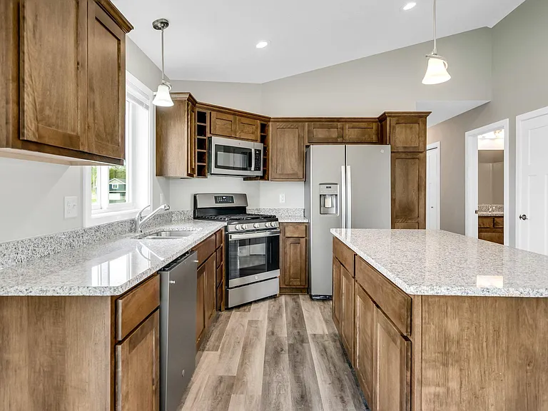 335 Cypress St — Photo 5