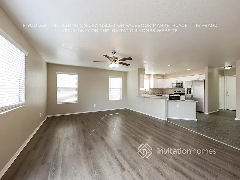 11322 W Alice Ave — Photo 9